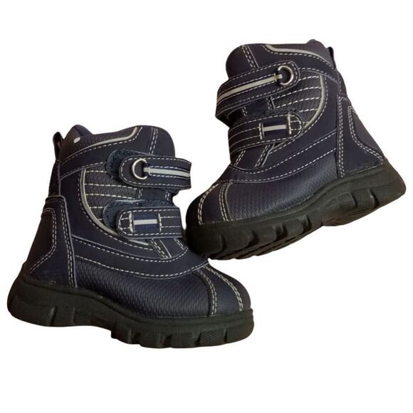Children's Place boots 6 - Picture 1 of 4